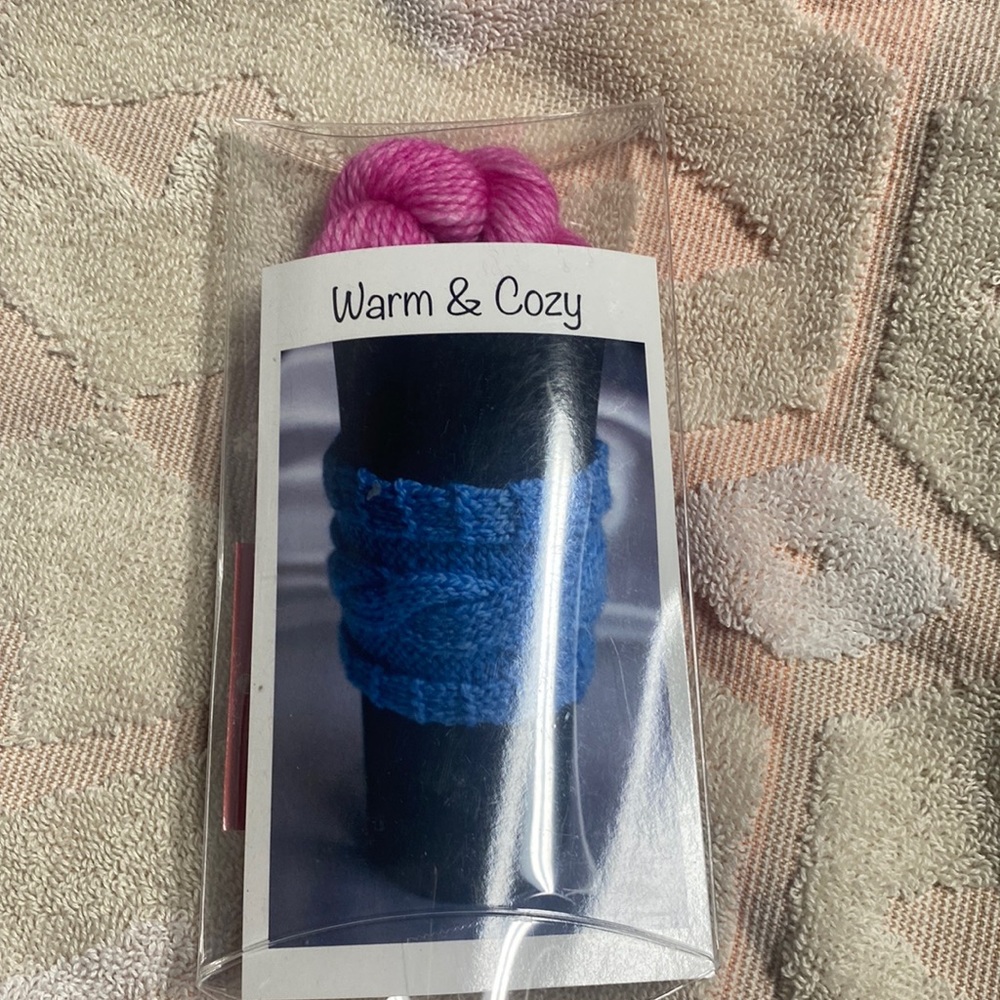 Nwt warm &cozy kit
